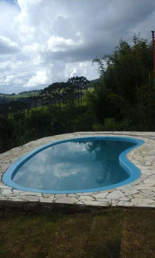 Sitio Lirio Do Vale- Munhoz, Mg Villa Luaran gambar